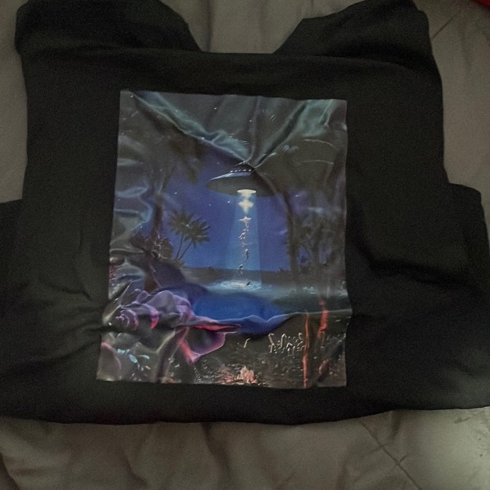 Shein Small Unisex Shirt with Image